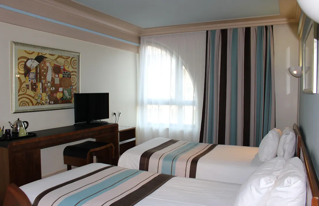 Hotel Art Deco Euralille-1